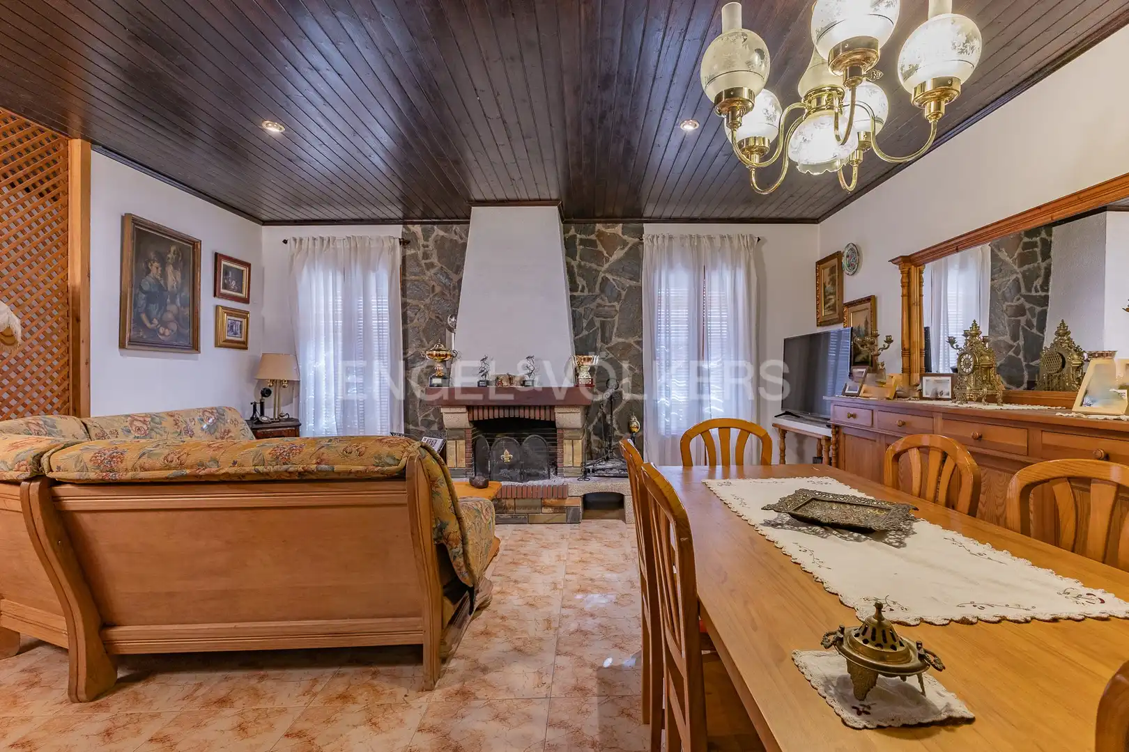 Sala de estar de Finca rústica en venta en Fonollosa con Calefacción, Jardín privado y Terraza