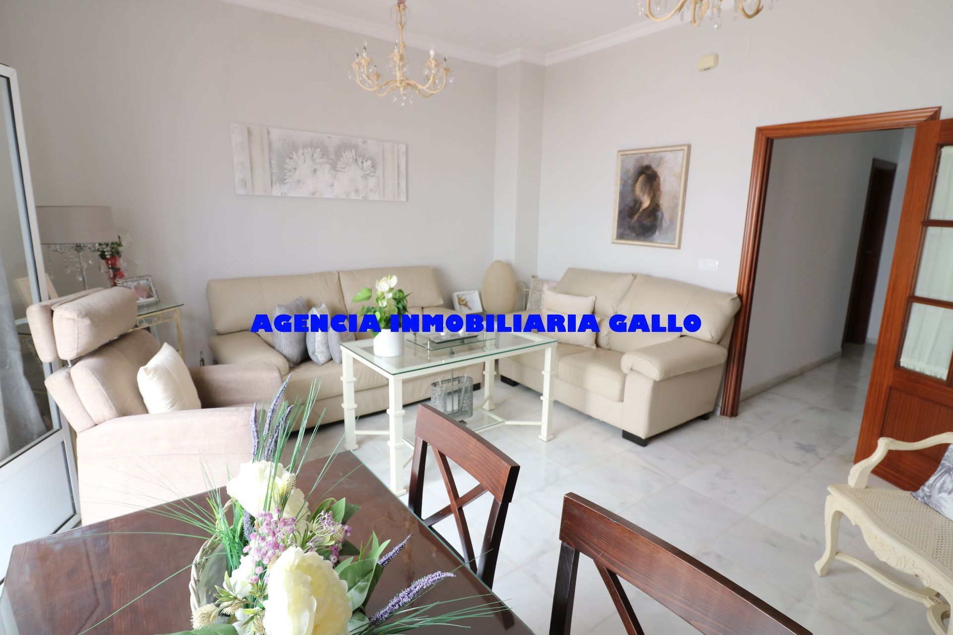 Living room of House or chalet for sale in  Sevilla Capital  with Air Conditioner and Storage room