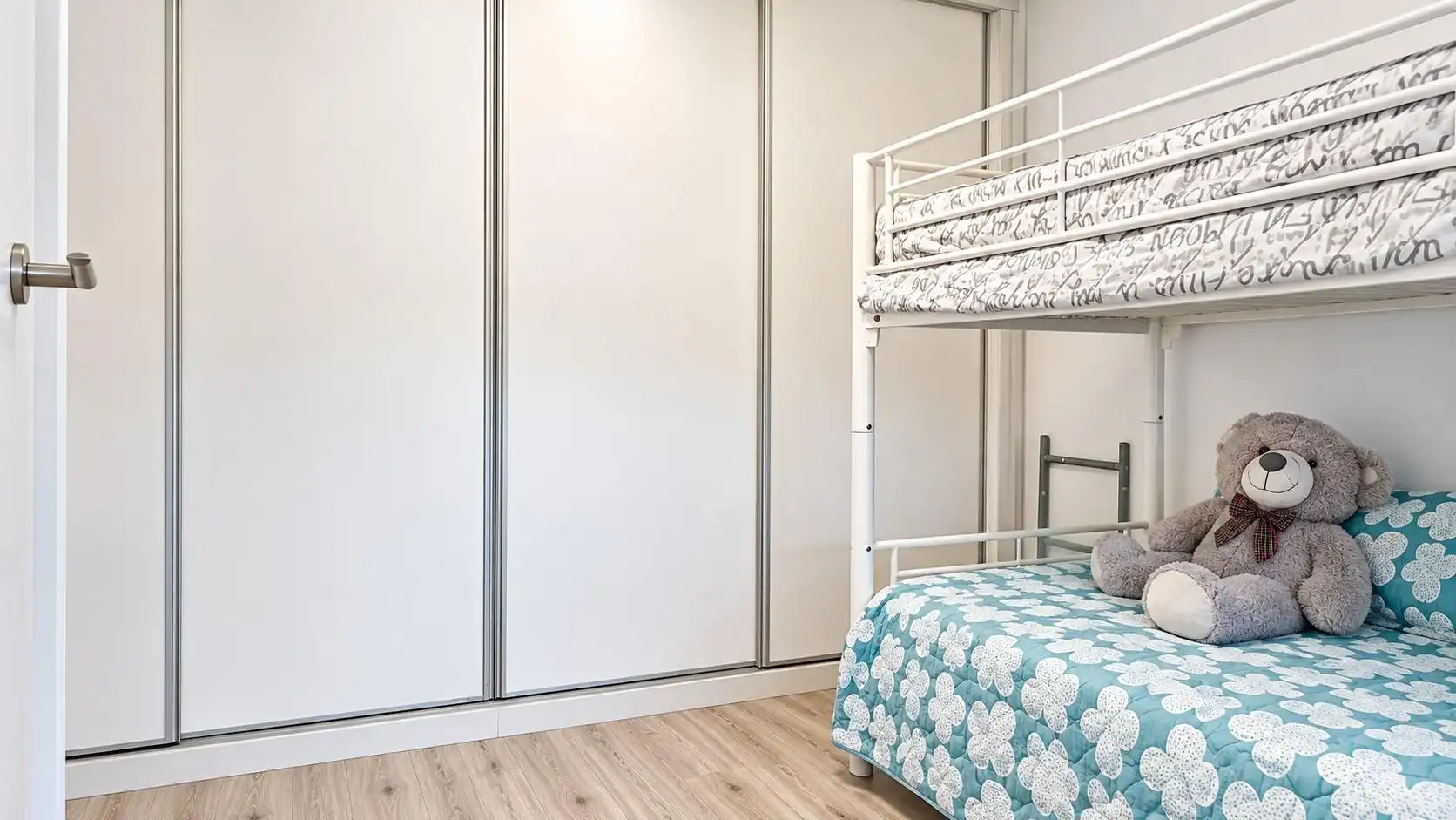Casa adosada en venta en Torrejón de Velasco
