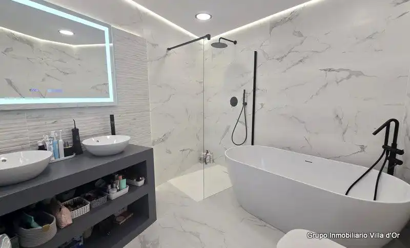Badezimmer von Wohnung zum Verkauf in Ondara mit Klimaanlage, Heizung und Abstellraum