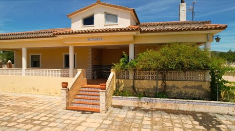 Chalet con Piscina en Venta