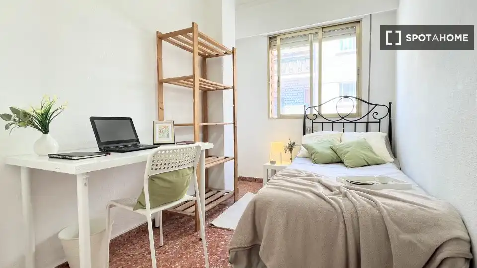 Room in Zona Concordia