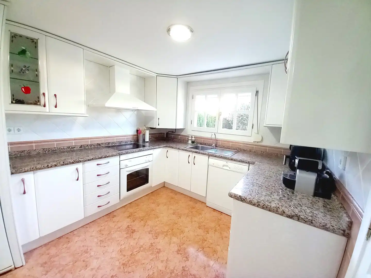 Kitchen of Houses for sale in L'Alfàs del Pi  with Air Conditioner, Private garden and Terrace