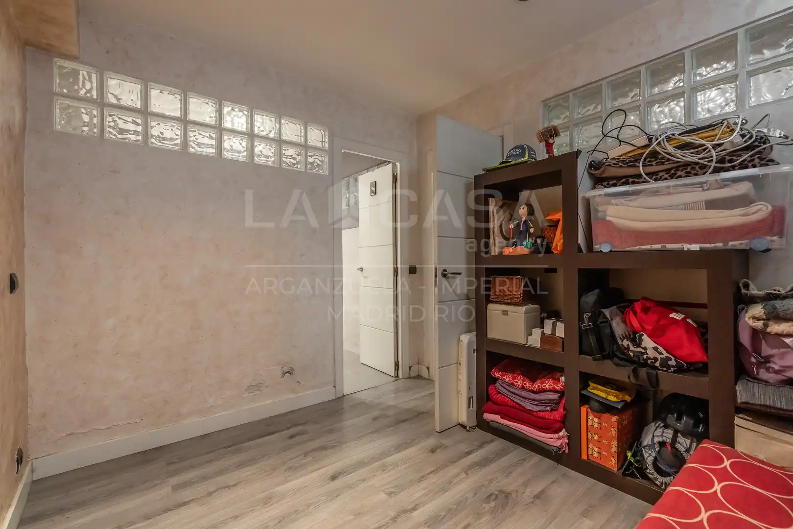 Piso en venta en Madrid con Calefacción
