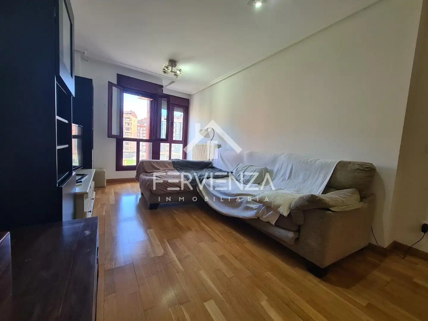 Living room of Flat for sale in Oviedo 