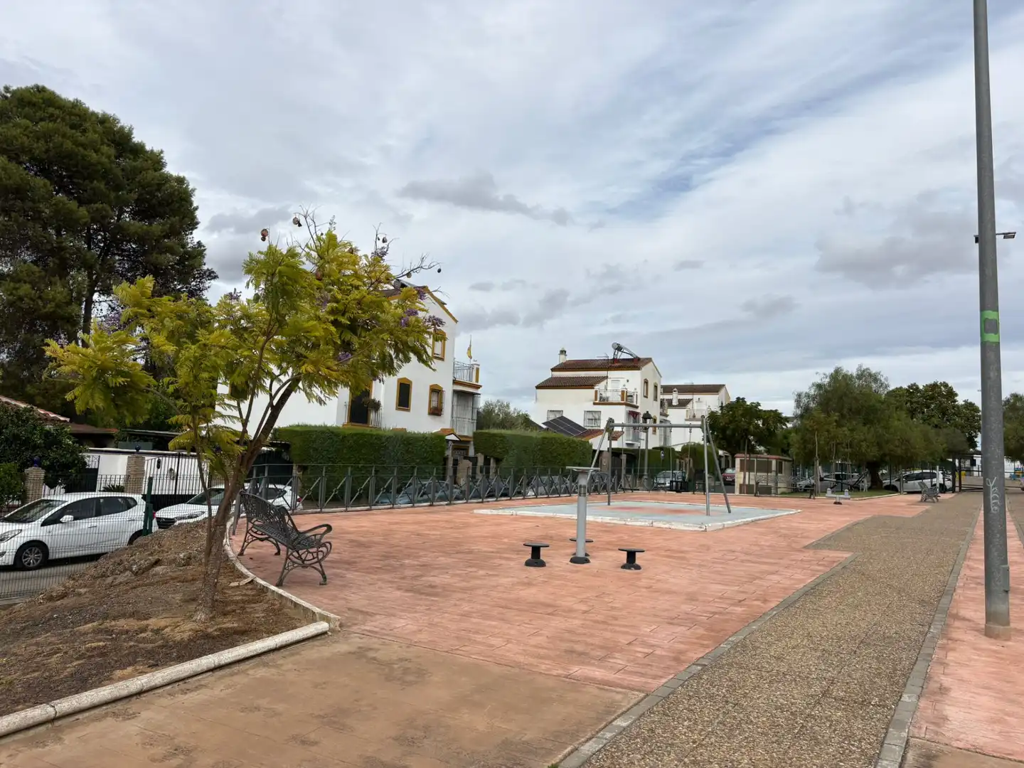 Exterior view of Houses for sale in Gines  with Air Conditioner, Private garden and Terrace