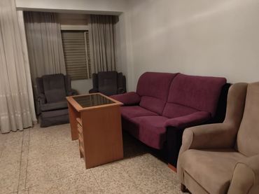 Piso con balcón en venta en Ensanche - Franciscanos