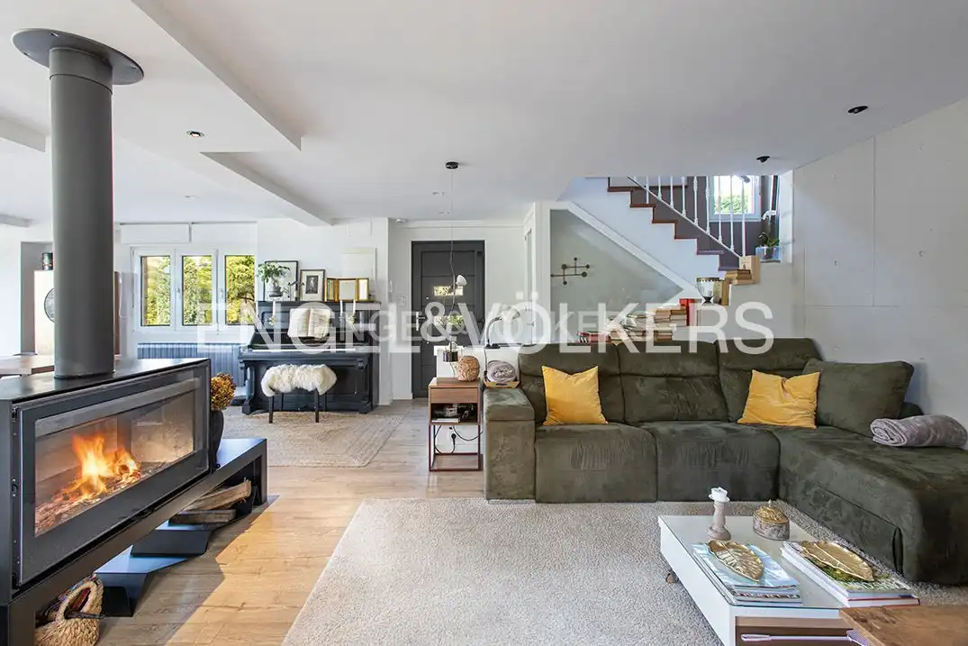 Sala de estar de Casa o chalet en venta en Gijón  con Calefacción, Jardín privado y Terraza