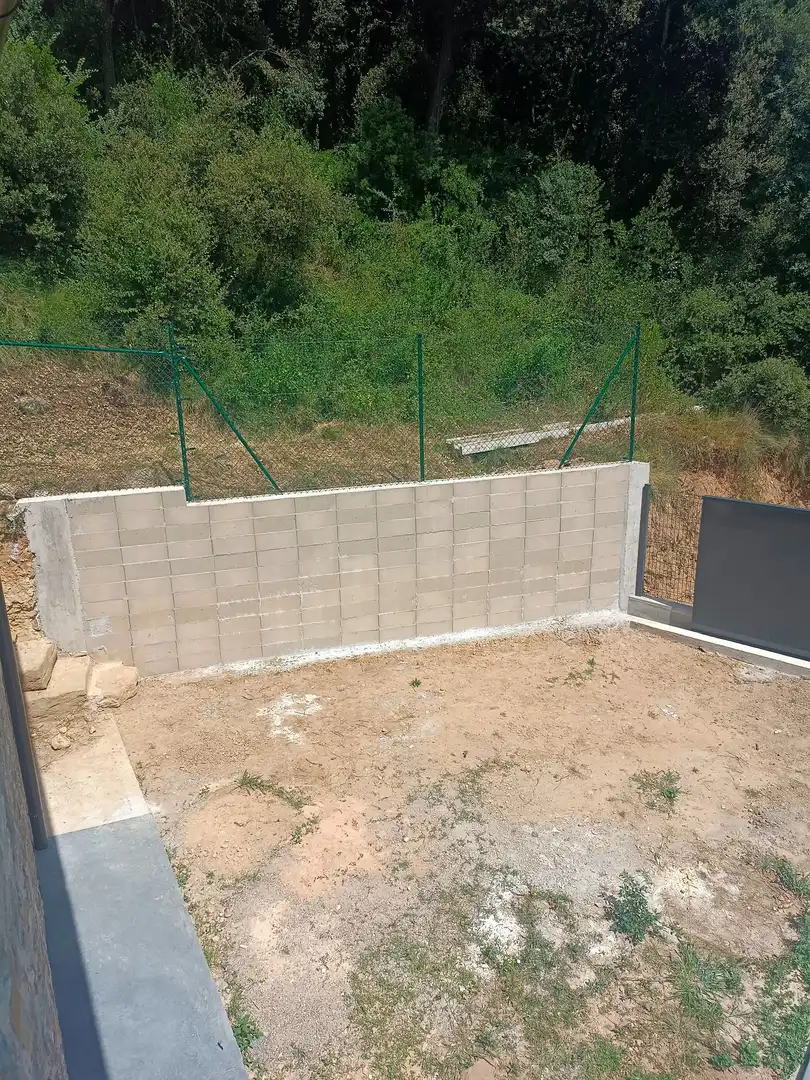 Casa o xalet de lloguer en Sant Aniol de Finestres amb Aire condicionat, Calefacció i Jardí privat