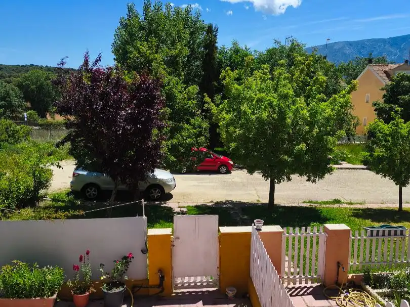 Adossat amb jardí en venda a Urb la viña Q56, imagen 3