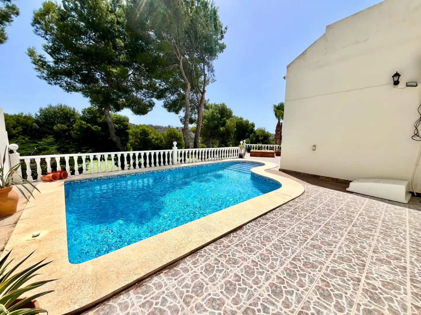 Piscina de Casa o xalet en venda en Orihuela amb Aire condicionat, Calefacció i Jardí privat