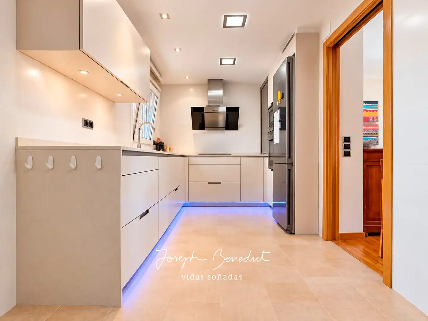 Cocina de Casa o chalet en venta en Castelldefels con Aire acondicionado, Calefacción y Jardín privado