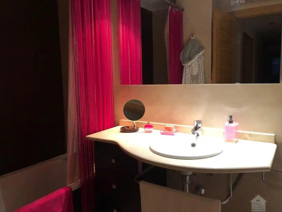 Flat for sale in El Cano - Los Bermejales