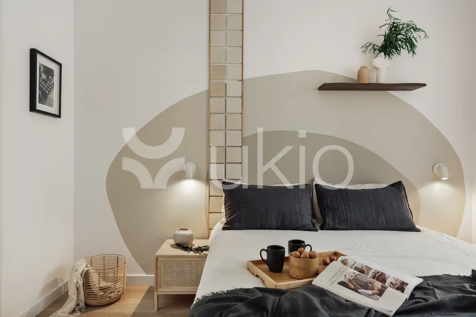 Dormitori de Apartament de lloguer en Barcelona amb Aire condicionat, Calefacció i Moblat