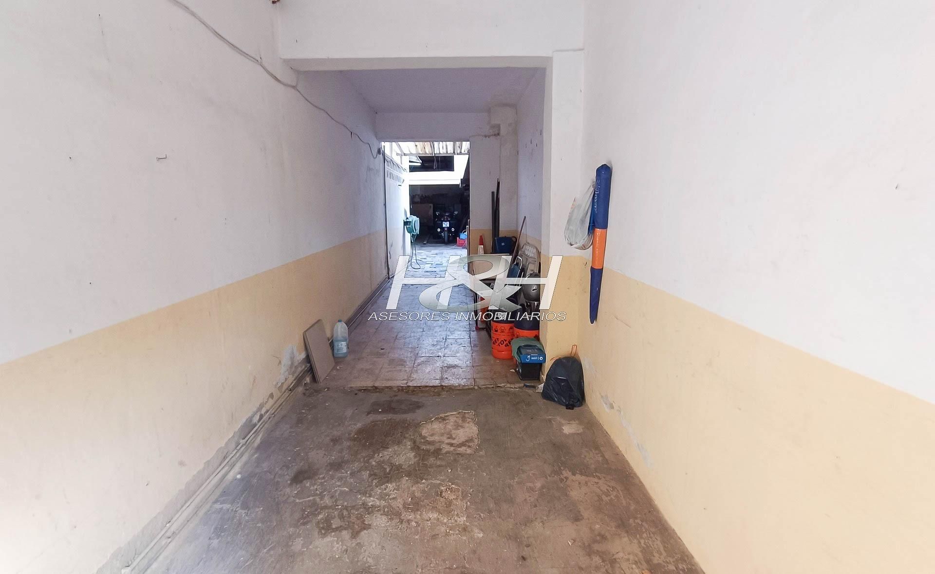 Planta baja en venta en Paterna con Terraza