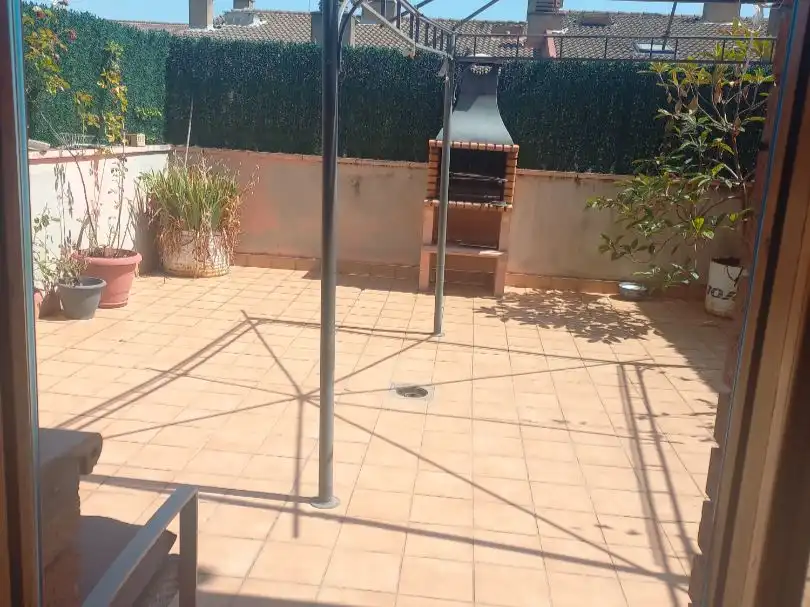 Doppelhaushälfte mit Garten zum Verkauf in Carrer de les Llices 1, imagen 2