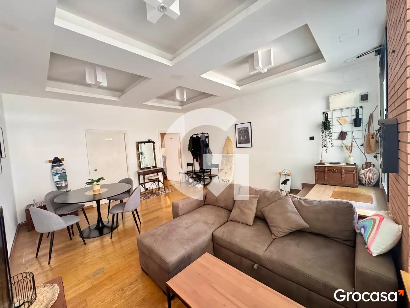 Wohnzimmer von Loft zum Verkauf in Rubí mit Klimaanlage, Abstellraum und Ofen