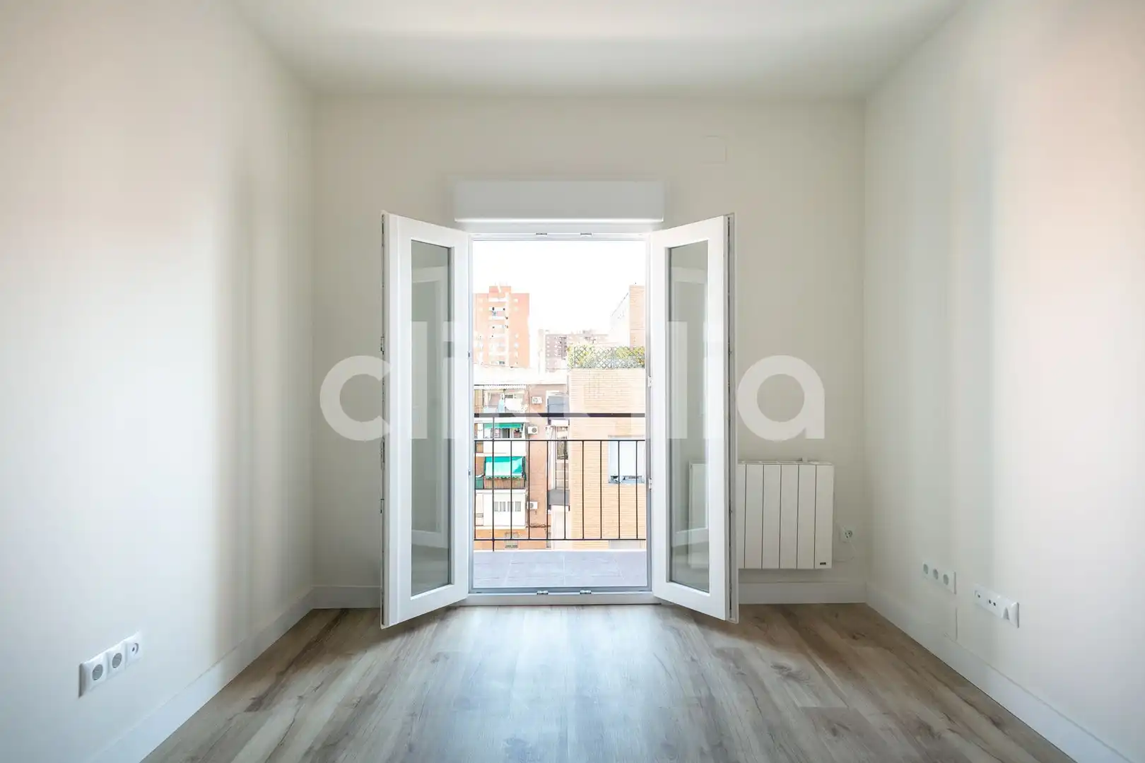 Bedroom of Flat for rent in Puente de Vallecas