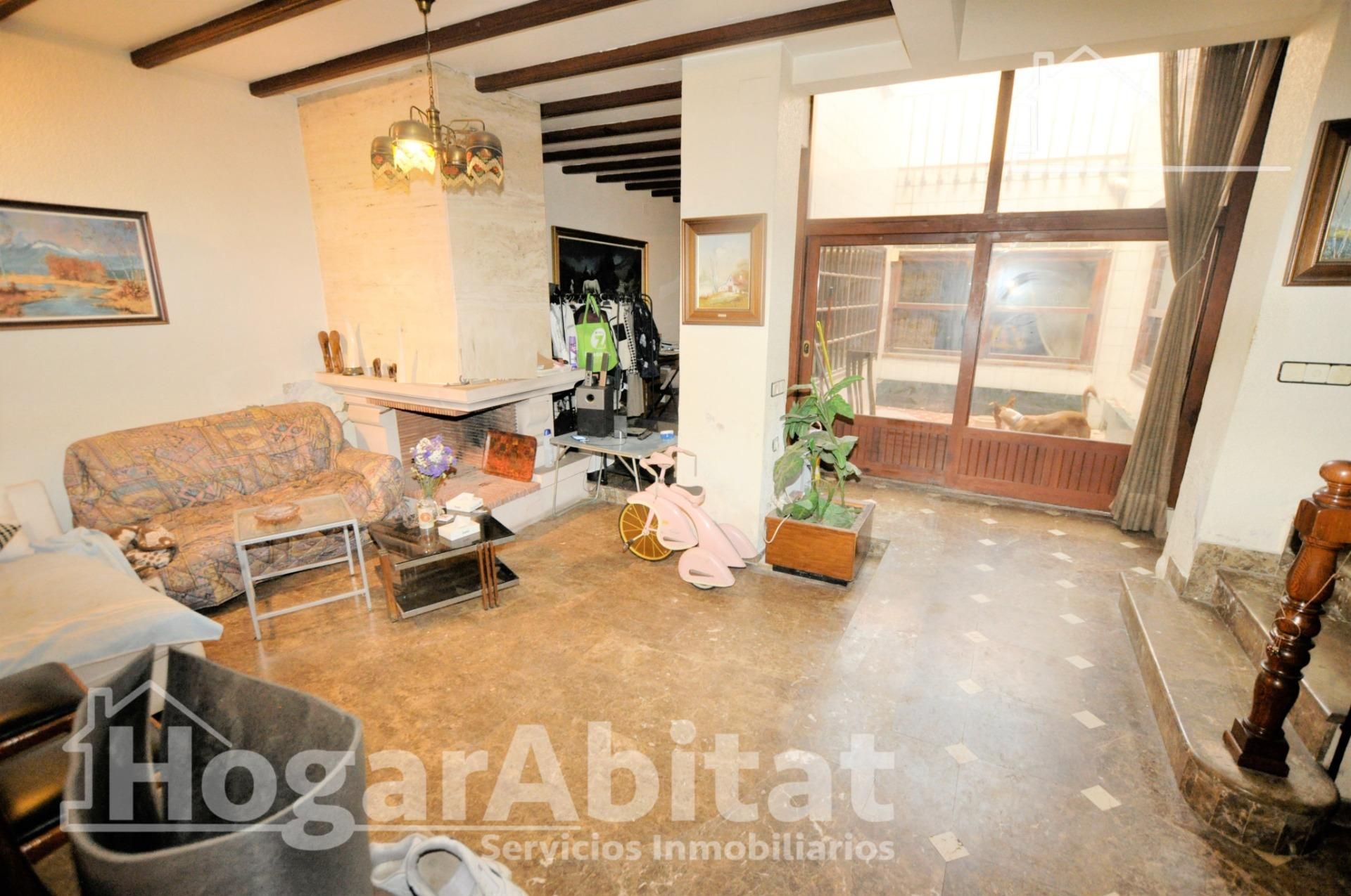 House or chalet for sale in Xirivella  with Heating, Terrace and Balcony