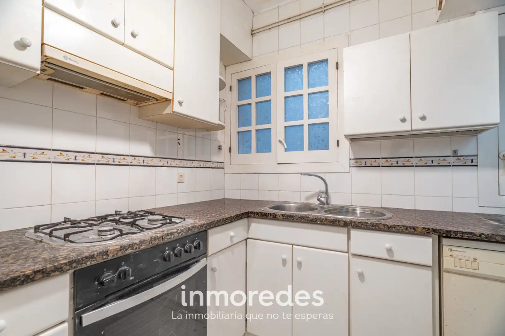 Cocina de Piso en venta en Barcelona con Parquet y Horno