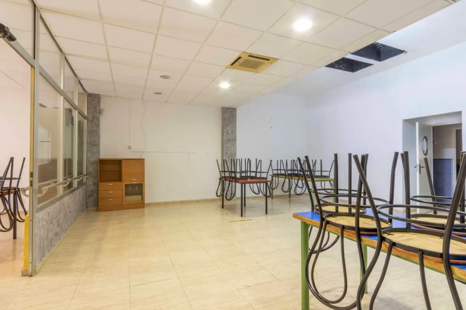 Local de alquiler en Massamagrell con Aire acondicionado