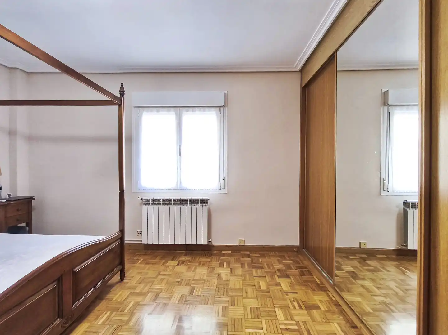Bedroom of Flat for sale in  Logroño  with Heating, Parquet flooring and Storage room