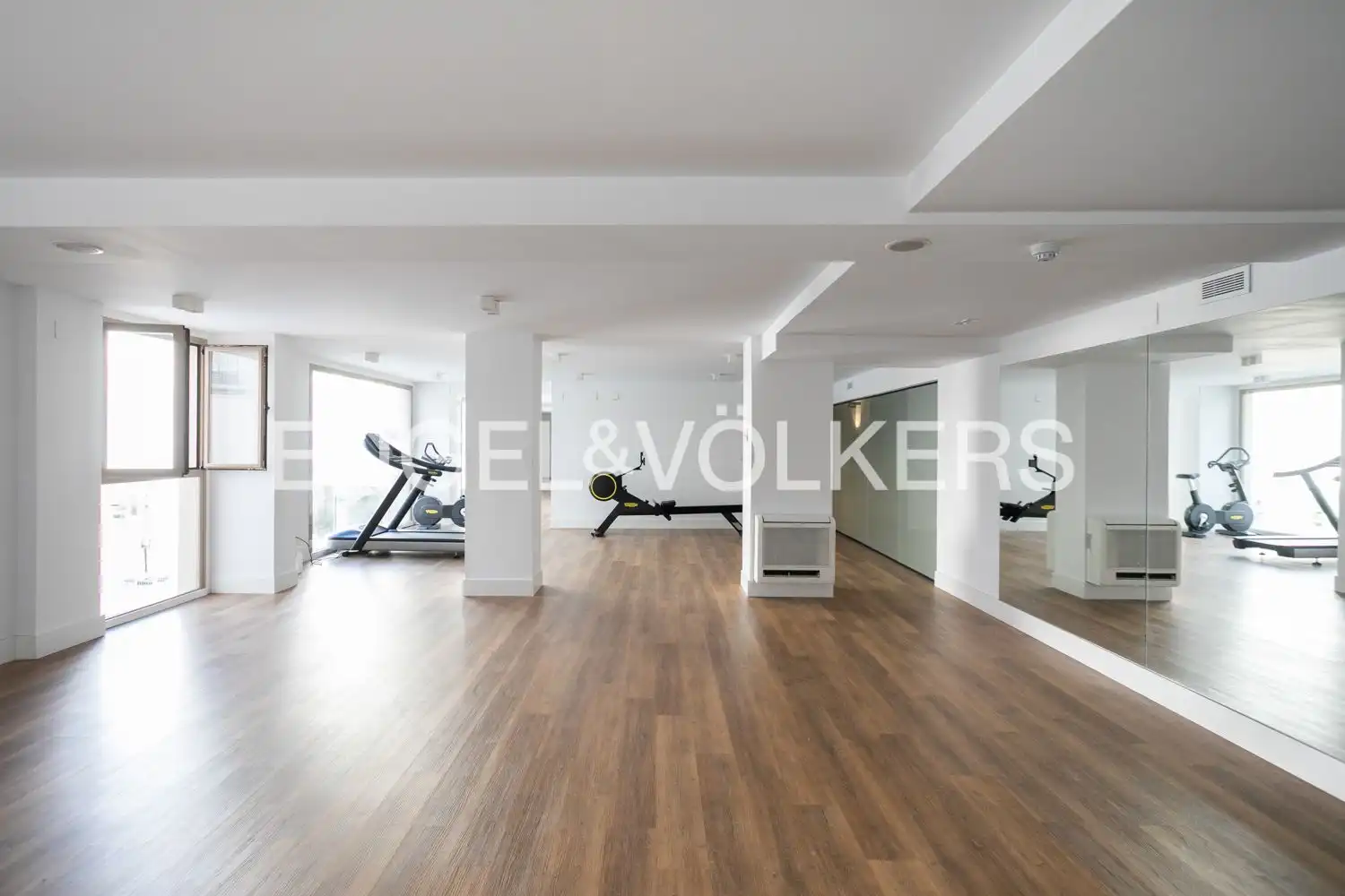 Piso de alquiler en Valencia con Aire acondicionado, Calefacción y Jardín privado