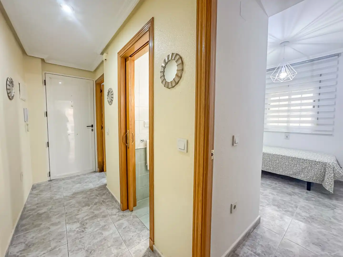 Apartamento de alquiler en Santa Pola con Terraza, Piscina y Amueblado