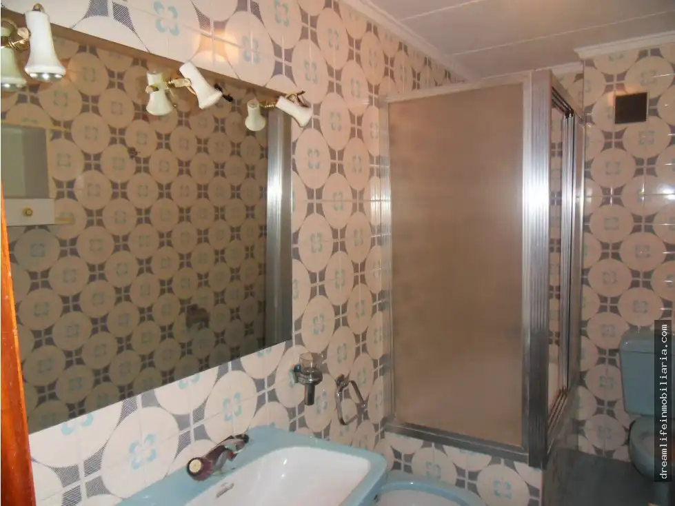 Baño de Piso en venta en Almazora / Almassora