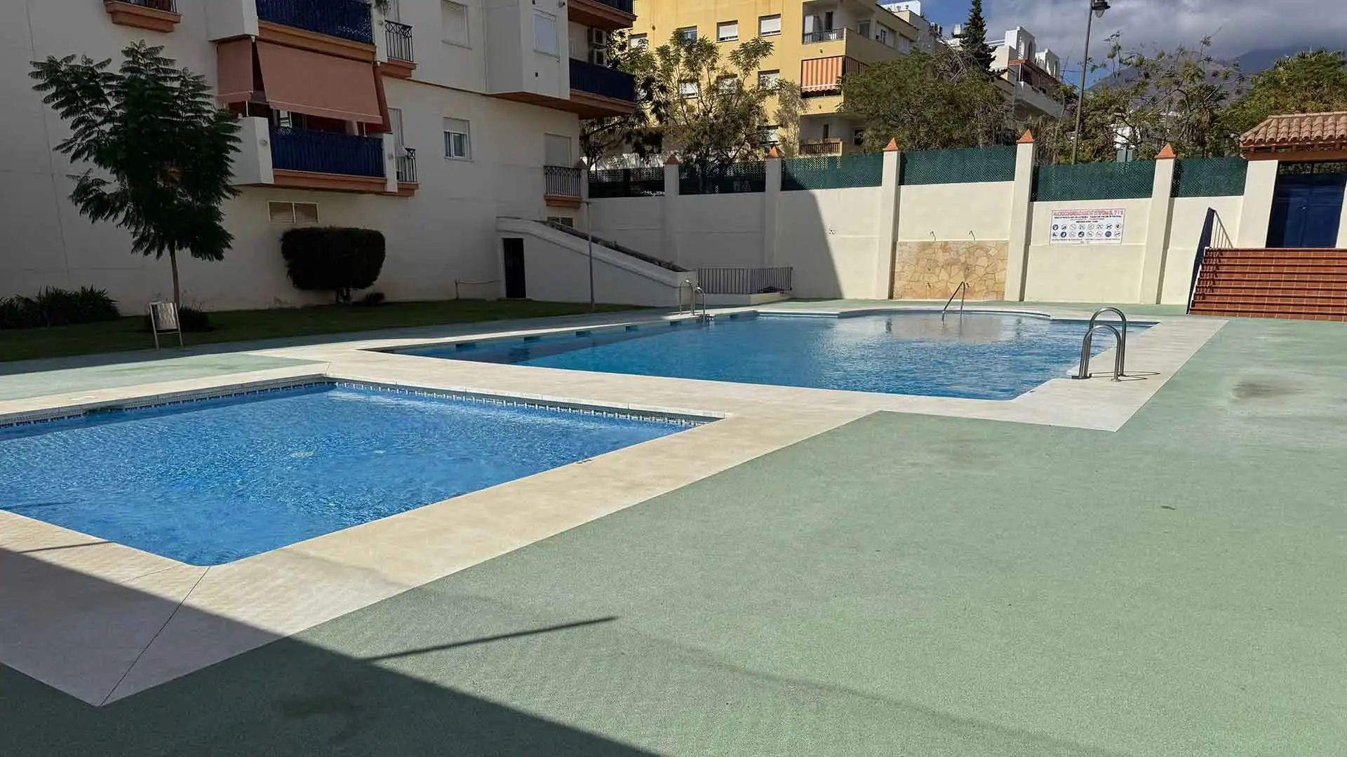 Piscina de Àtic en venda en Estepona amb Aire condicionat, Terrassa i Piscina