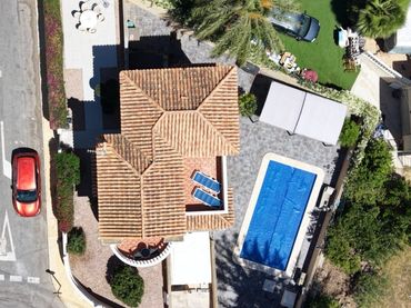 Casa con piscina en venta en Orihuela Costa