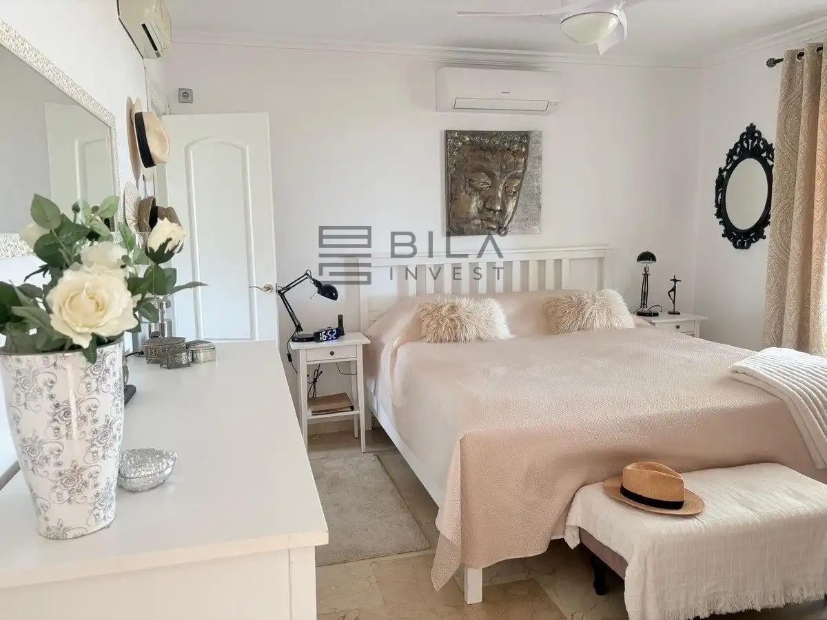 Villa avec piscine à vendre à Cerros del Aguila, imagen 9