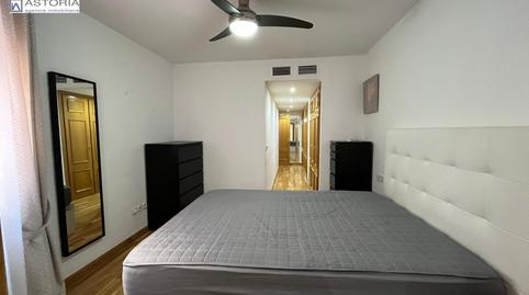 Photo 2 of Flat for rent in Avenida del Doctor Olóriz, 5, Plaza de Toros,  Granada Capital