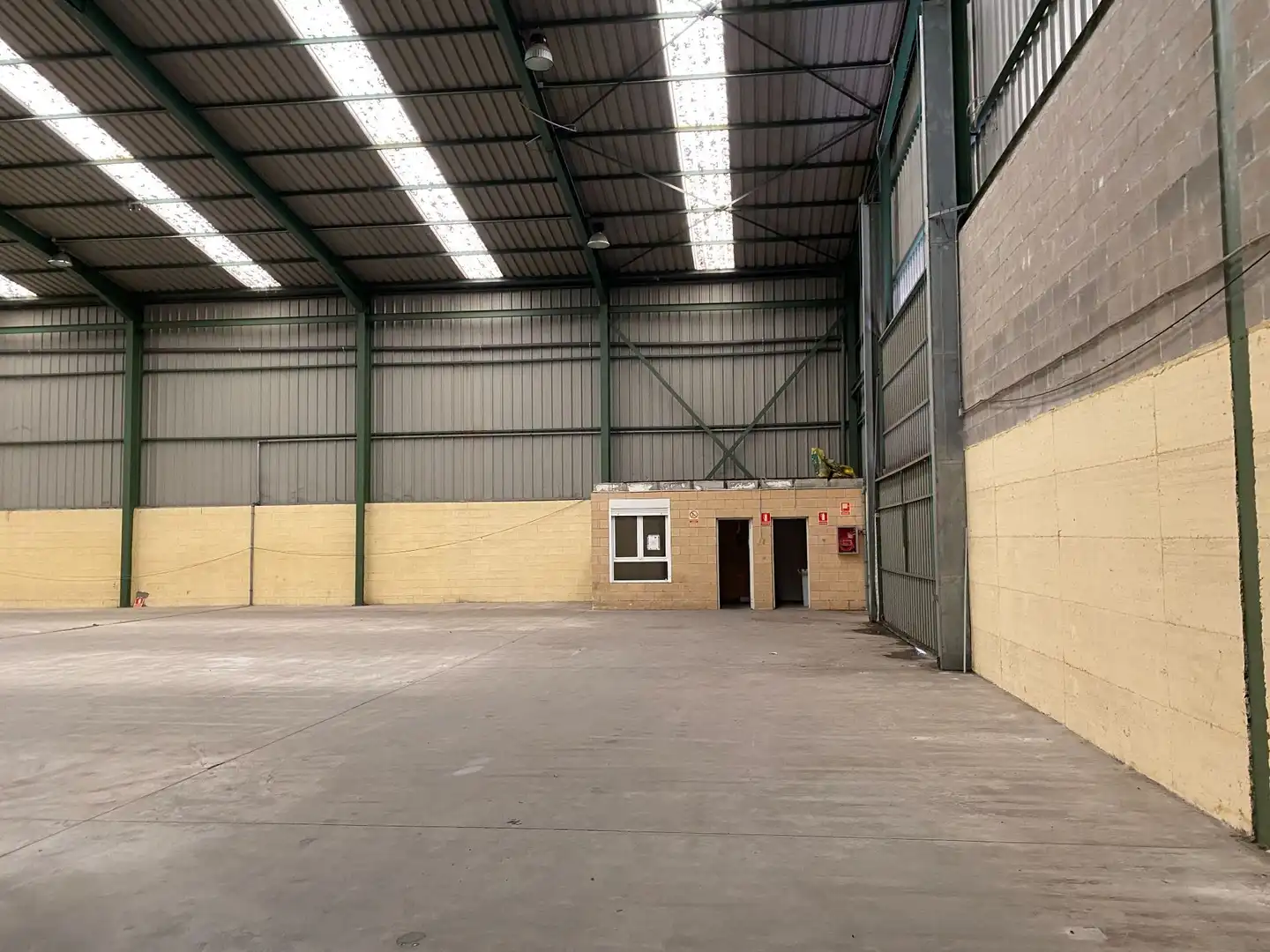 Nave industrial en venta en Camargo