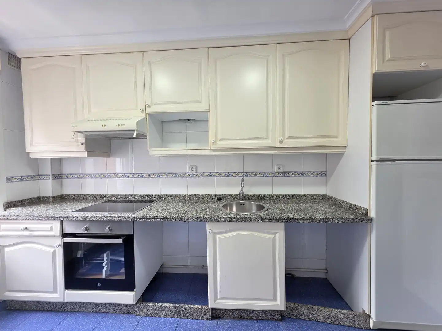 Kitchen of Flat for rent in Siero  with Heating, Parquet flooring and Storage room