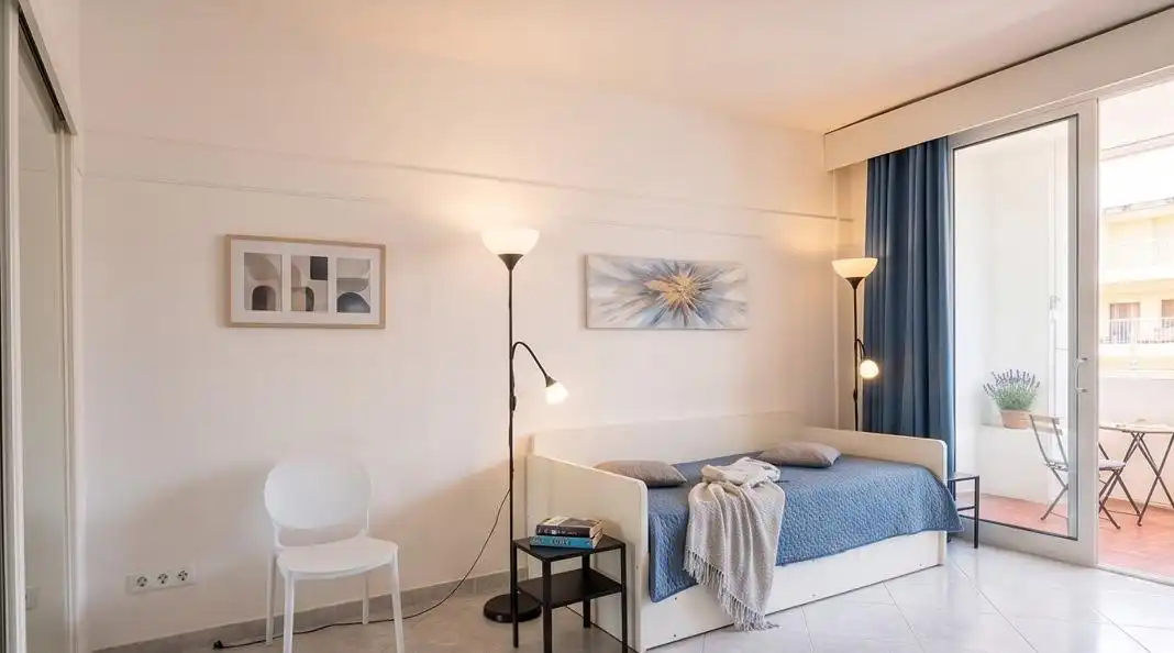 Bedroom of Apartments for sale in Fuengirola  with Air Conditioner, Heating and Terrace