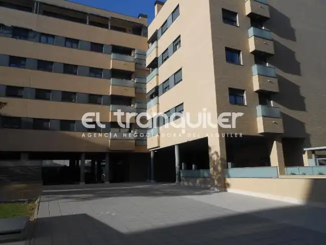 Exterior view of Flat for rent in Leganés  with Terrace, Storage room and Swimming Pool