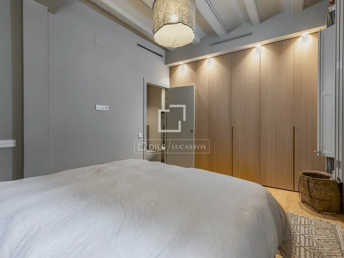 Habitación de Piso en venta en Barcelona con Aire acondicionado, Amueblado y Balcón