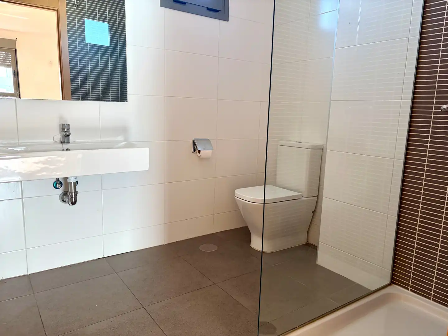 Baño de Ático en venta en Pinto con Calefacción, Parquet y Terraza