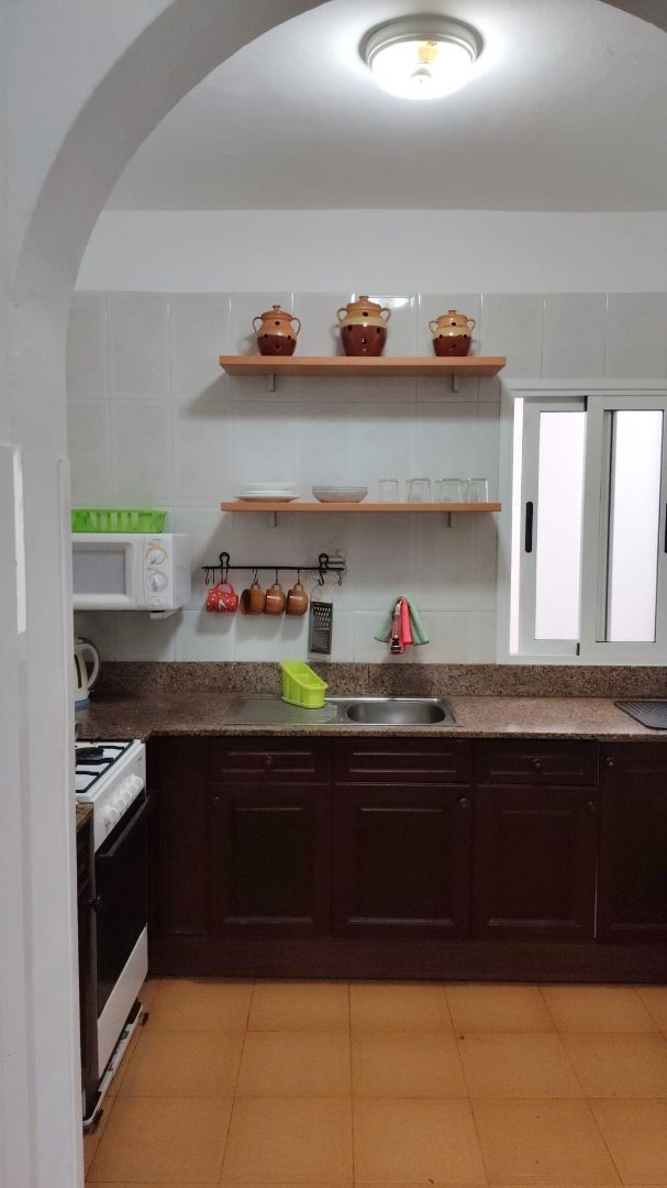 Cocina de Casa o chalet de alquiler en La Orotava con Jardín privado, Amueblado y Lavadora