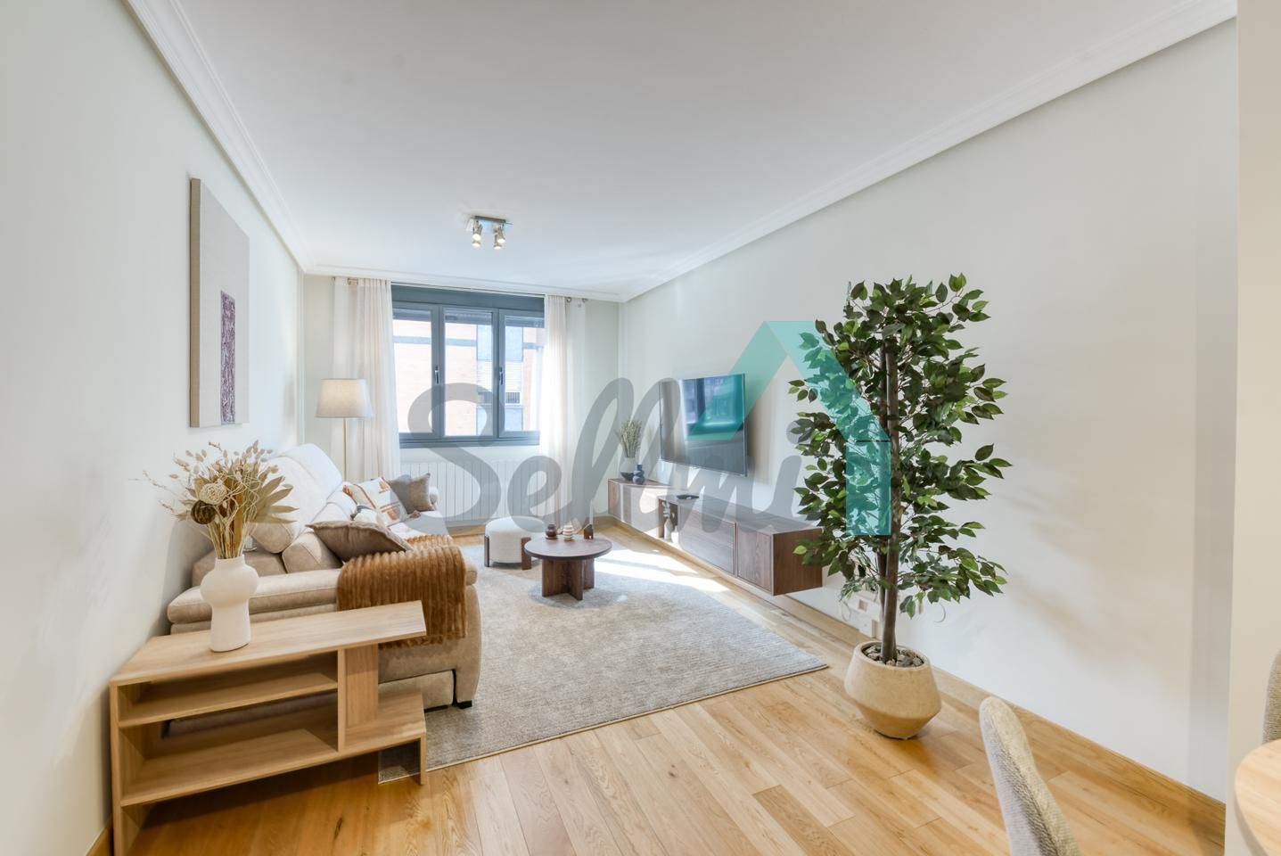 Sala de estar de Piso de alquiler en Oviedo  con Calefacción, Parquet y Amueblado