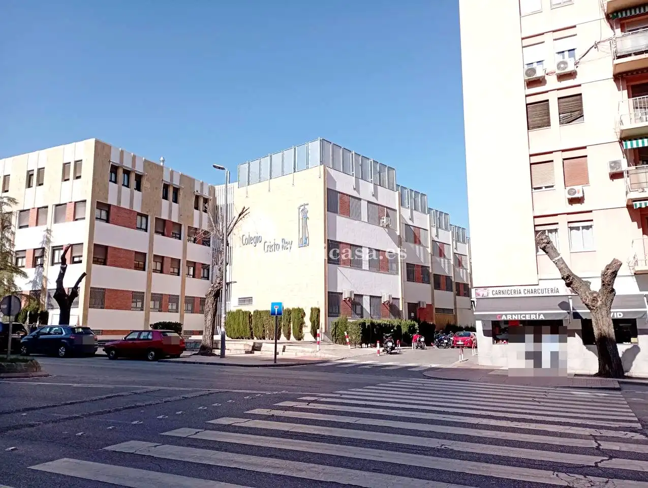 Außenansicht von Garage zum Verkauf in Jaén