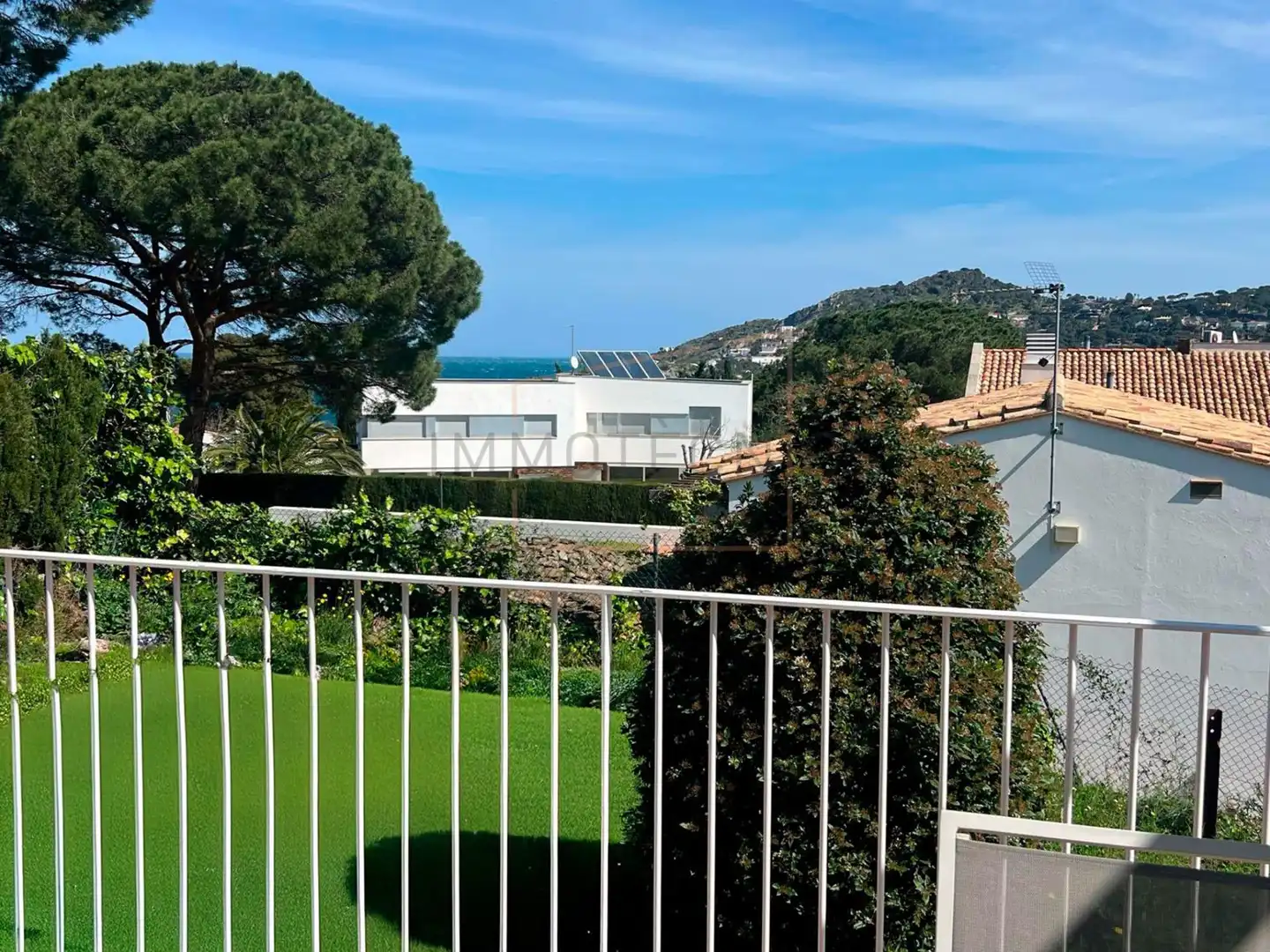 Vista exterior de Casa o xalet en venda en El Port de la Selva amb Aire condicionat i Alarma