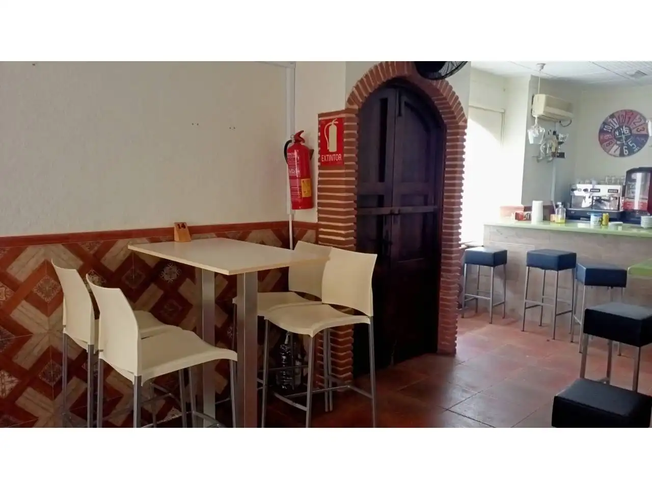 Business premises for sale in Avenida Mediterráneo, imagen 4