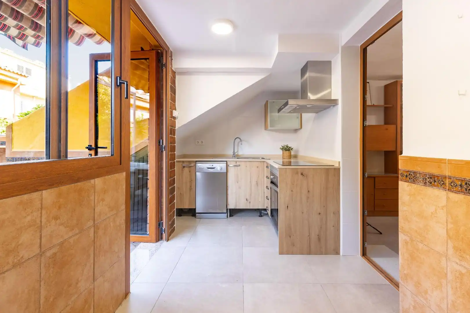 Cocina de Casa adosada en venta en Paterna con Calefacción, Jardín privado y Terraza