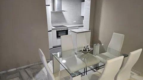 Foto 2 de Apartament en venda a Zona Centro, Córdoba