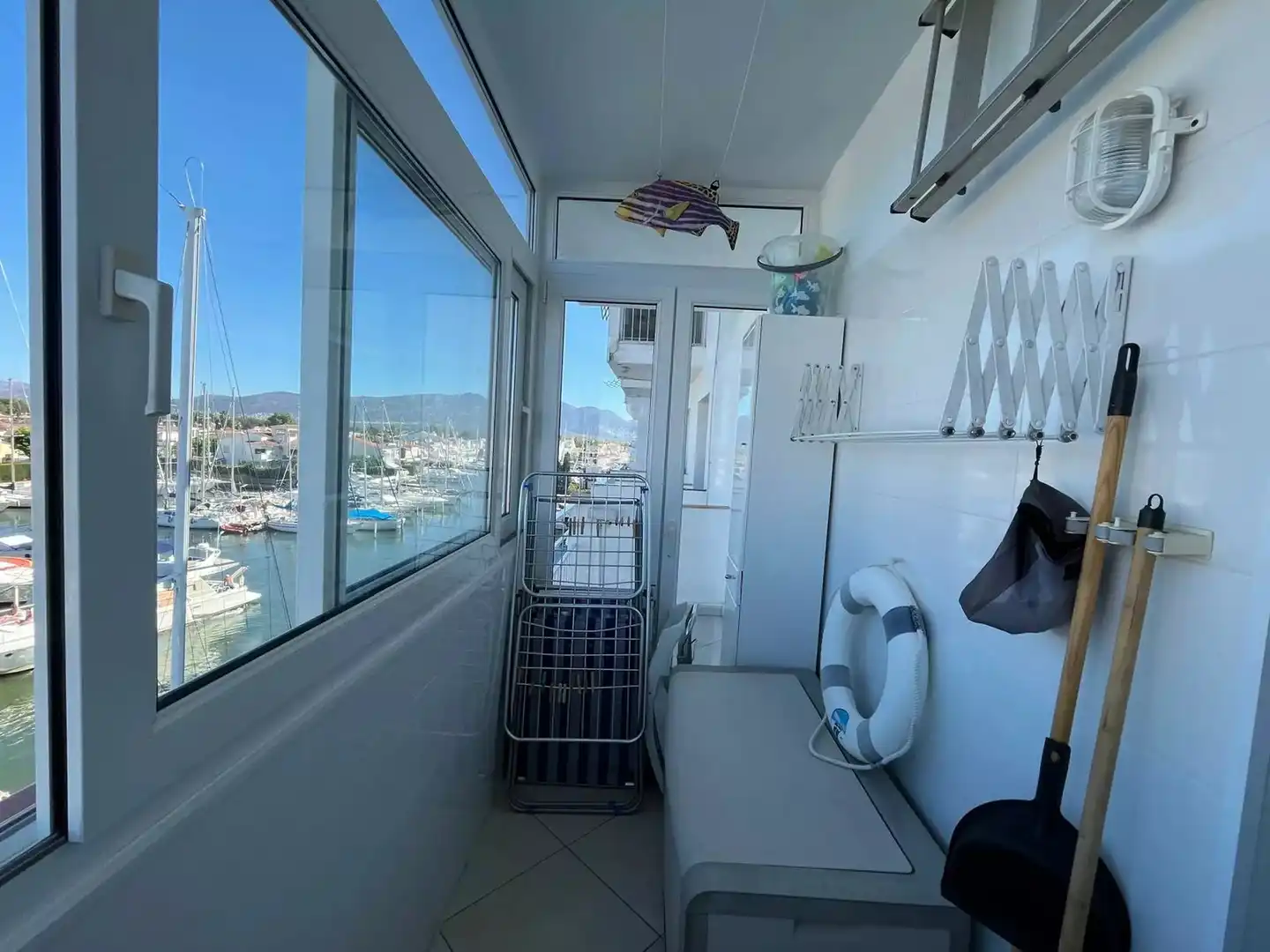 Terraza de Apartamento en venta en Empuriabrava con Terraza y Amueblado