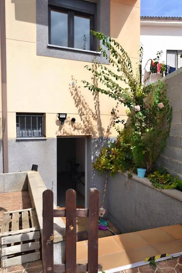 Terrace of Houses for sale in Valverde de la Virgen, León