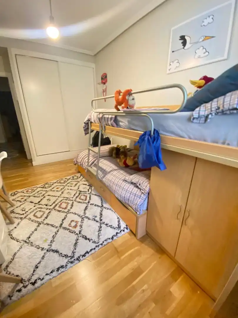 Schlafzimmer von Maisonette zum Verkauf in Donostia - San Sebastián  mit Heizung, Privatgarten und Terrasse