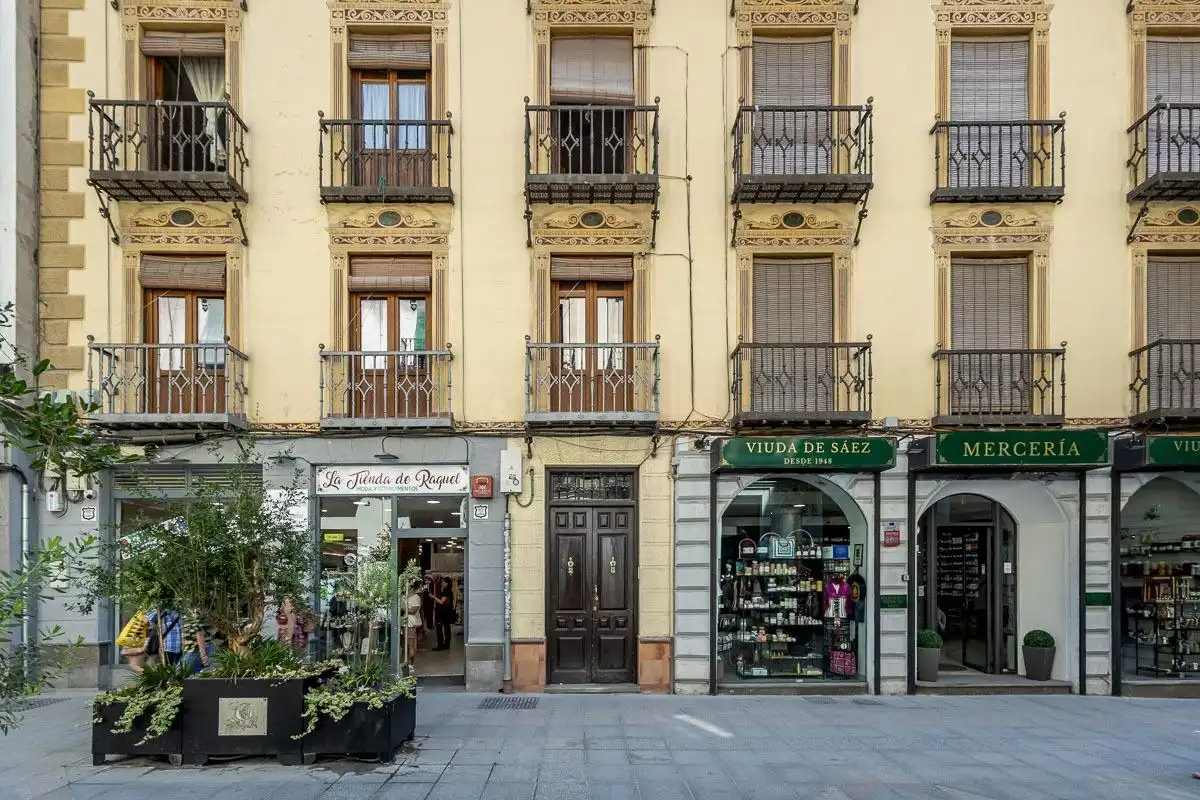 Flat for sale in Calle San Antón 33, imagen 2